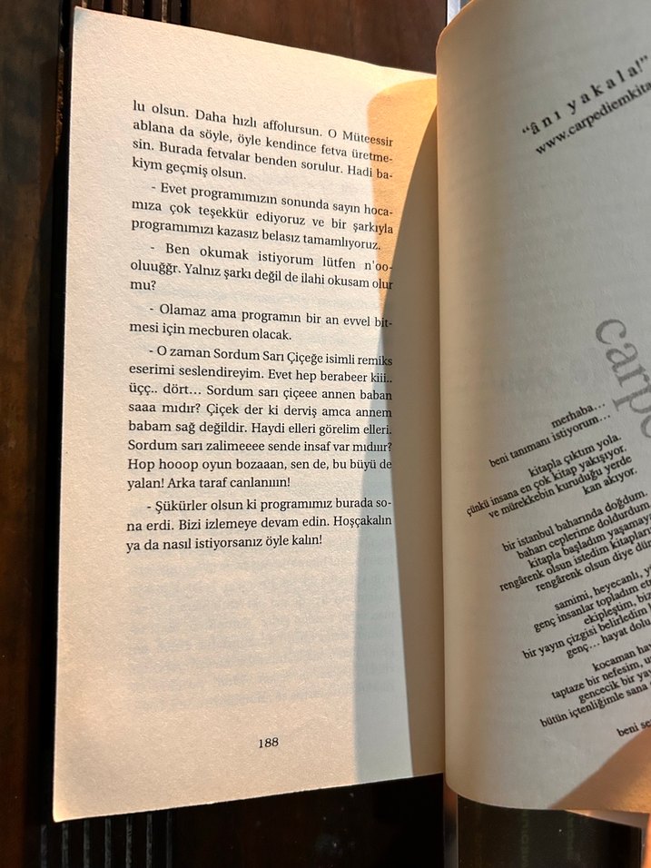 Gülme Başına Gelir Komşuna - Mine Sota - Görsel 3