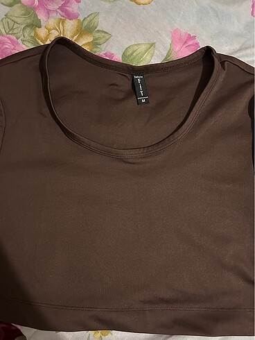 Kahve crop bluz ipleri çıktı