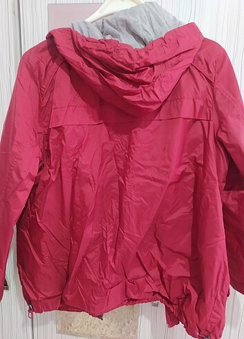 LC Waikiki Mont