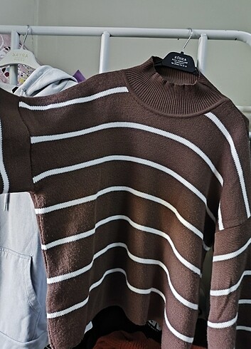 Oversize yarım balıkçı yakalı çizgili kazak - Görsel 6