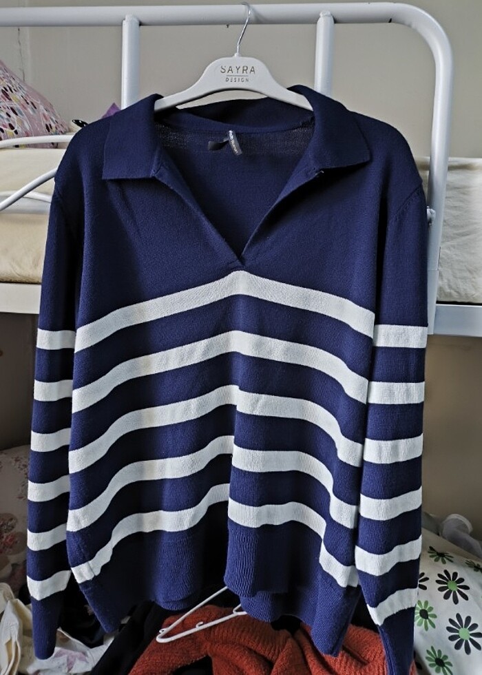 Regular fit polo yaka çizgili triko kazak - Görsel 2