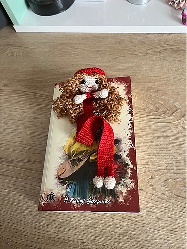 örgü kitap ayracı
