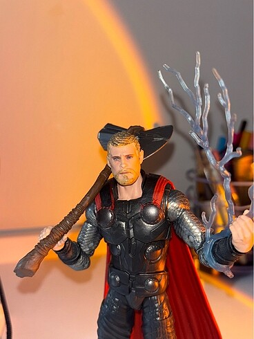  Beden ORİJİNAL THOR FİGÜR