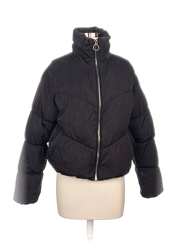 Bershka Mont %70 İndirimli.