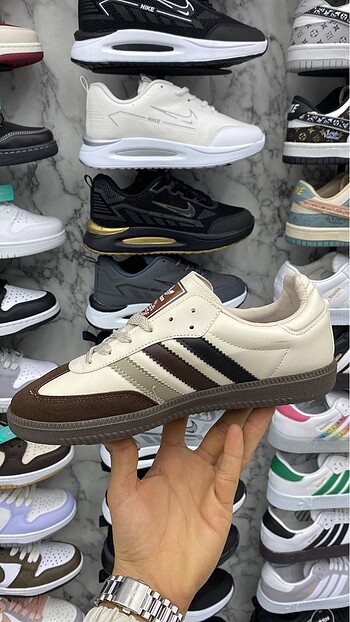 Adidas Yeni ürün samba modelimiz mevcuttur