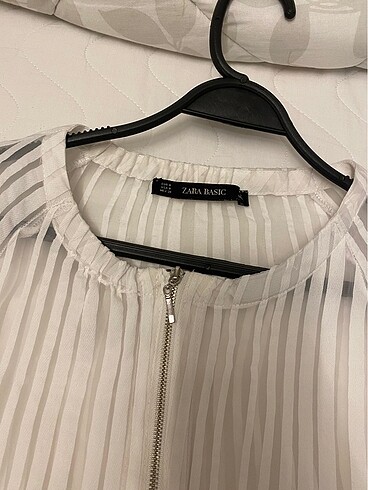 Zara Zara transparan beyaz hırka