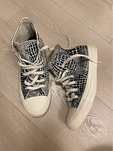 Converse Converse özel seri boğazlı ayakkabı