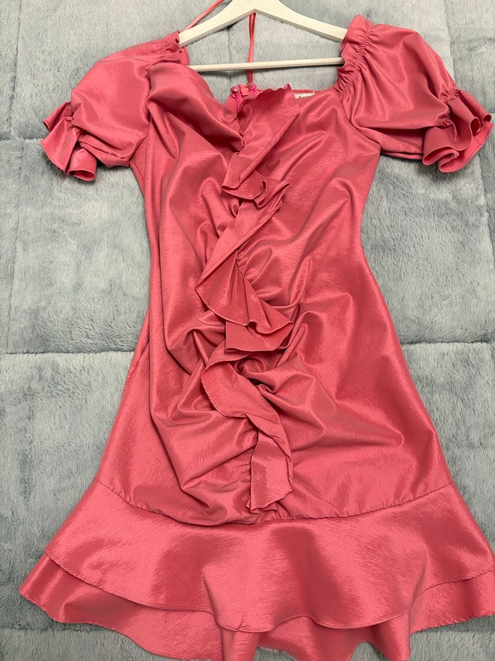 Pembe V Yaka Mini Fırfırlı Elbise adilışık - Görsel 2