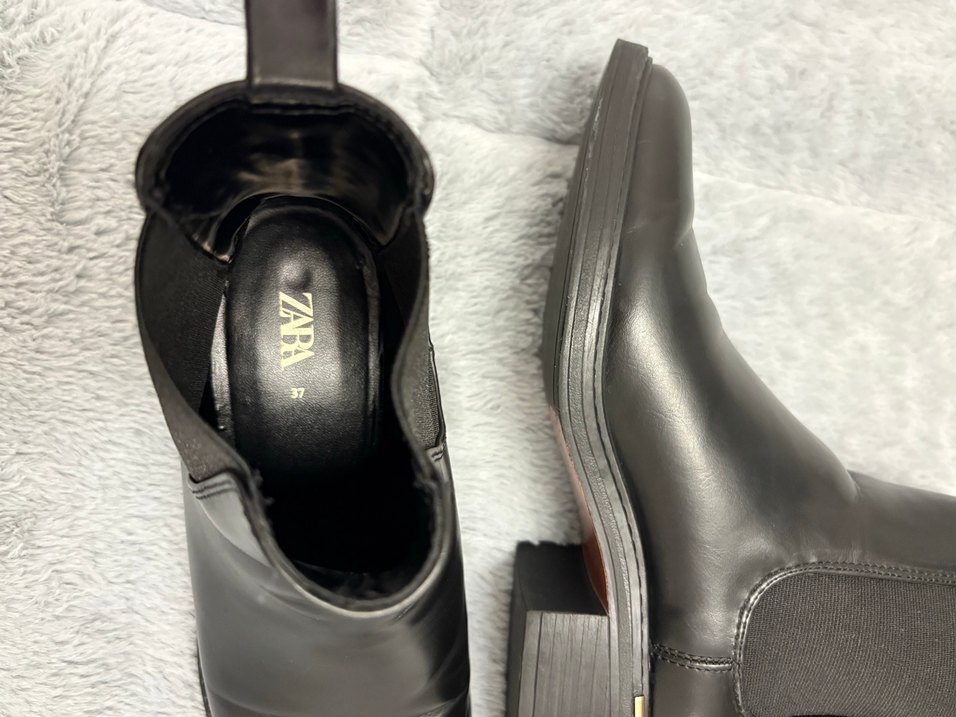 Siyah Deri Kadın Botu Zara - Görsel 4