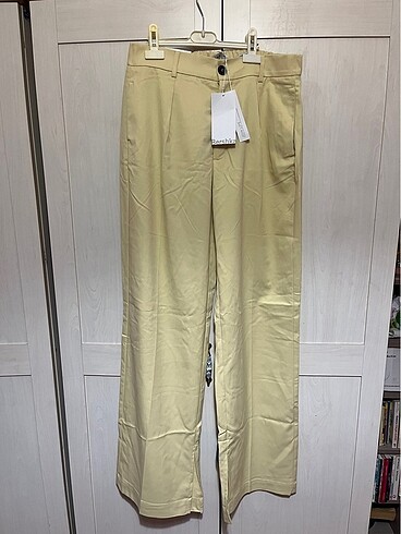 Bershka sarı pantolon