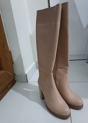 Bej Kadın Diz Üstü Topuklu Bot - Görsel 2