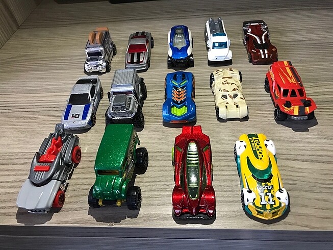 Hot Wheels Arabalar