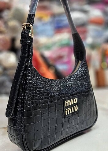 Miu Miu Kol Çantası