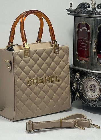 Chanel Askılı Çanta 