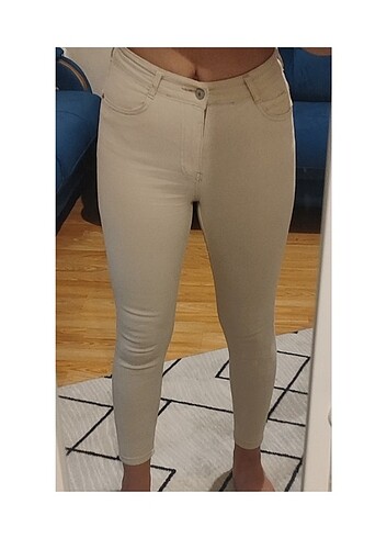 27 beden krem pantolon jean