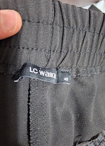 50 Beden siyah Renk Lc wakiki marka pantolon