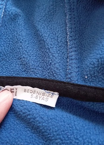 Kapüşonlu Erkek Çocuk Dinozor Desenli Yağmurluk - Görsel 6