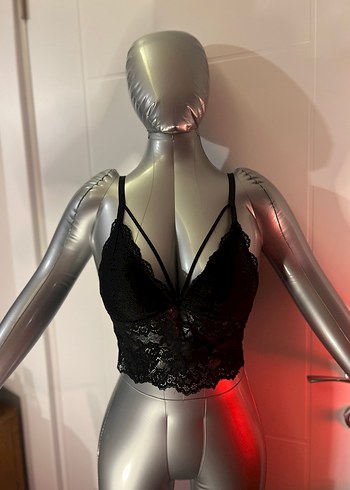 Siyah Dantel Gotik Bralet