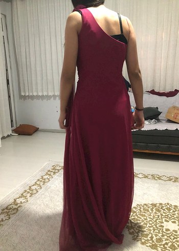Bordo Drapeli Asimetrik Uzun Abiye Elbise