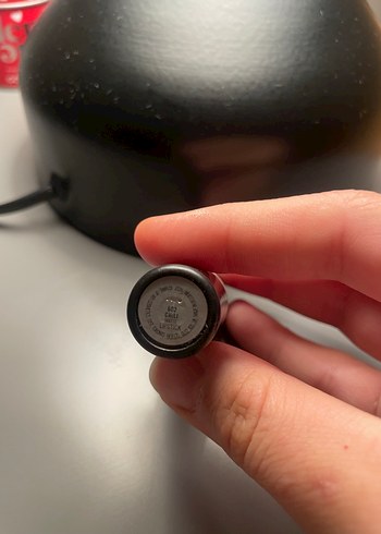 MAC kirmizi ruj - Görsel 3