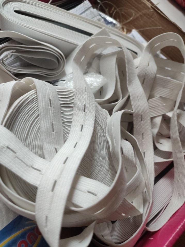 İlmekli Delikli Lastik 5 Mt - Görsel 2