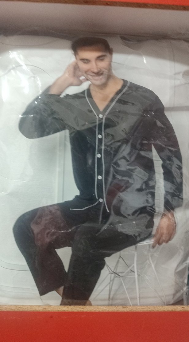 Siyah V Yaka Düğmeli Erkek Pijama Takımı - Görsel 2