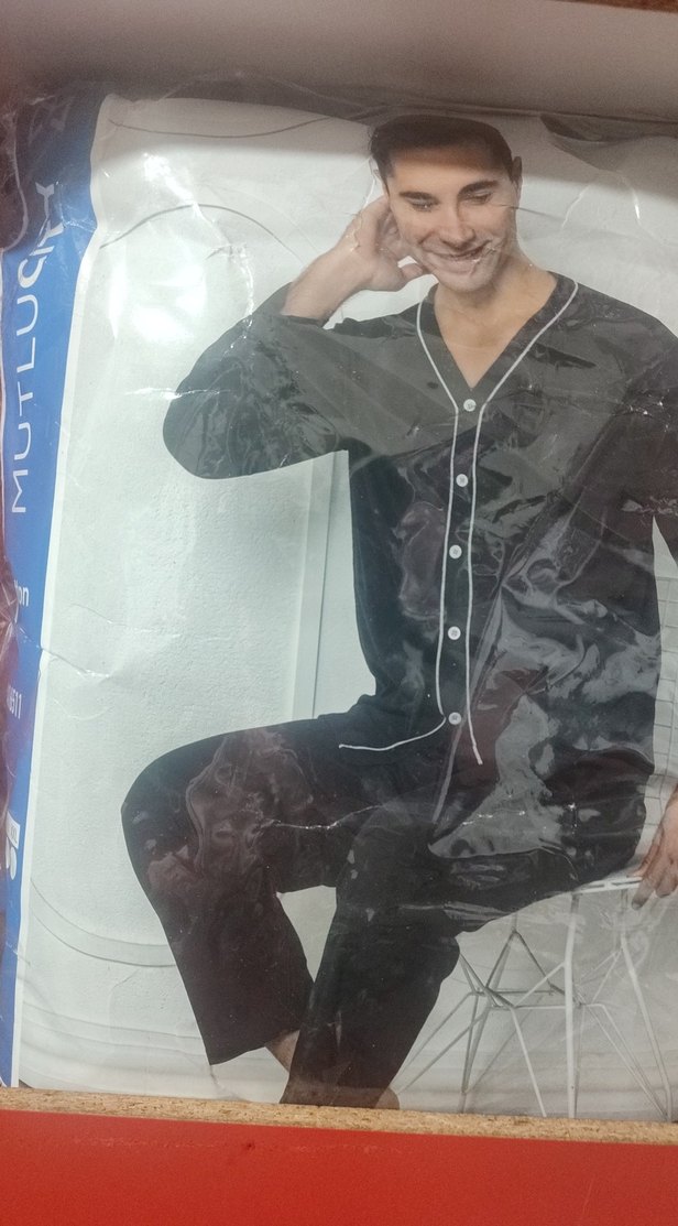 Siyah V Yaka Düğmeli Erkek Pijama Takımı - Görsel 4