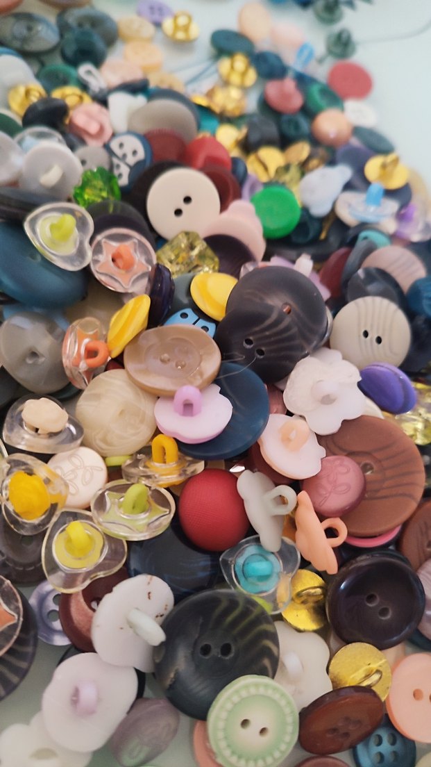 50 Adet Çeşitli Renklerde El İşi Düğmeler - Görsel 4