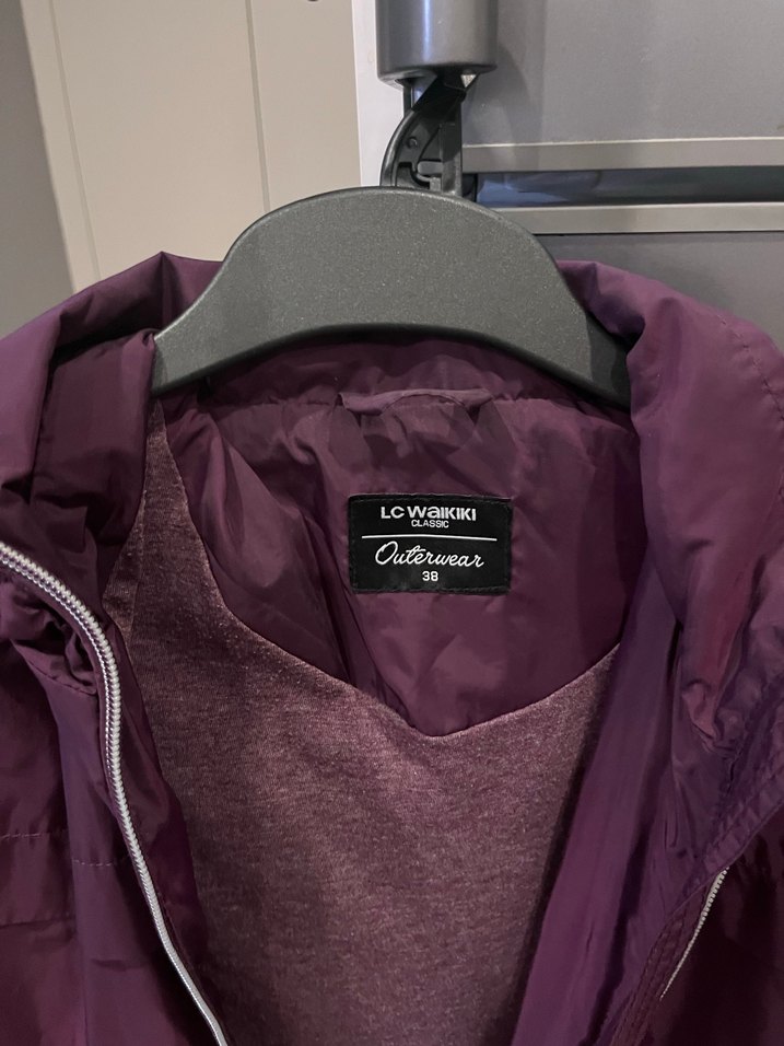 lcw yağmurluk - Görsel 3