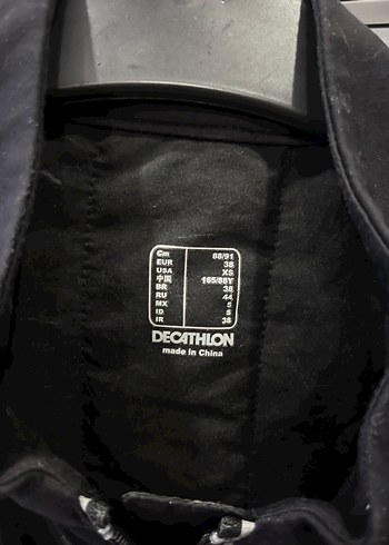 Siyah Fermuarlı Biker Tarzı Kadın Yelek - Görsel 4