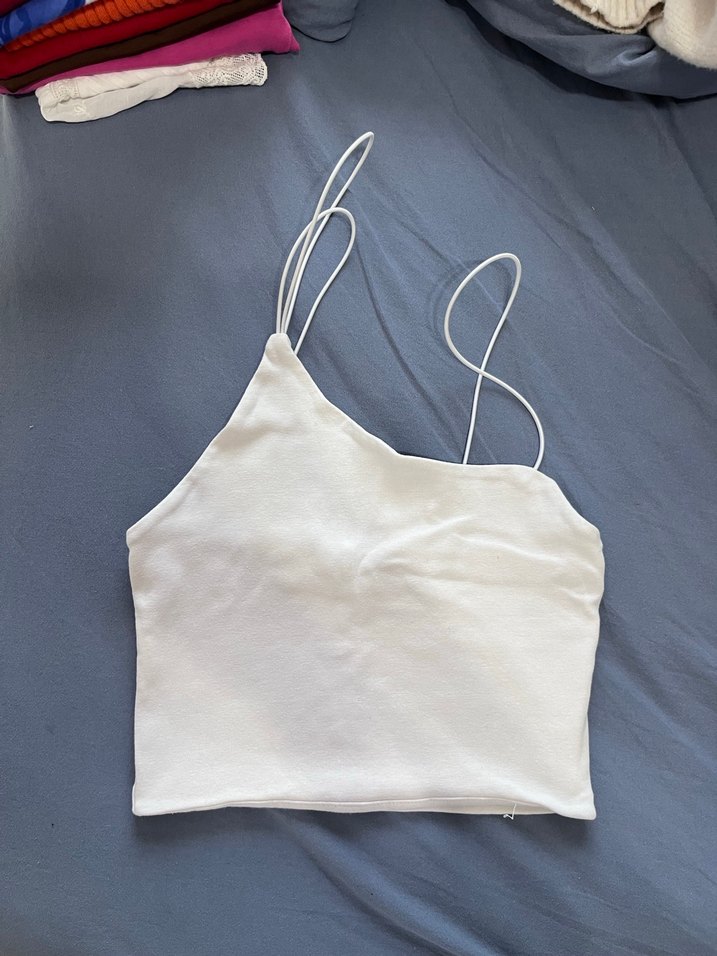 Beyaz İnce Askılı Crop Top - Görsel 2