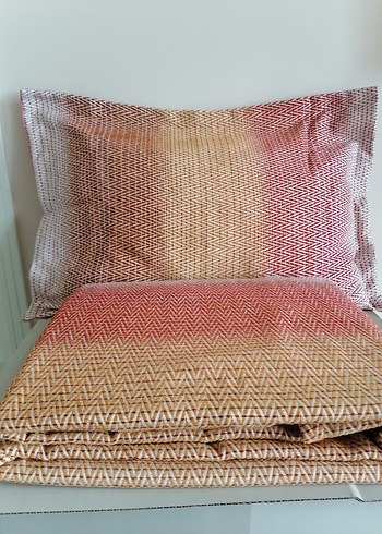 Karaca Home yatakörtüsü ve iki volanlı yastık kılıfı - Görsel 5