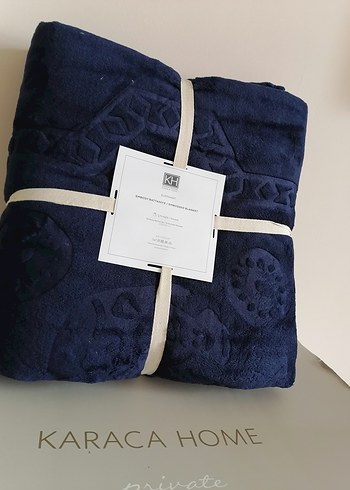 Lacivert Desenli Karaca Home Battaniye - Görsel 2