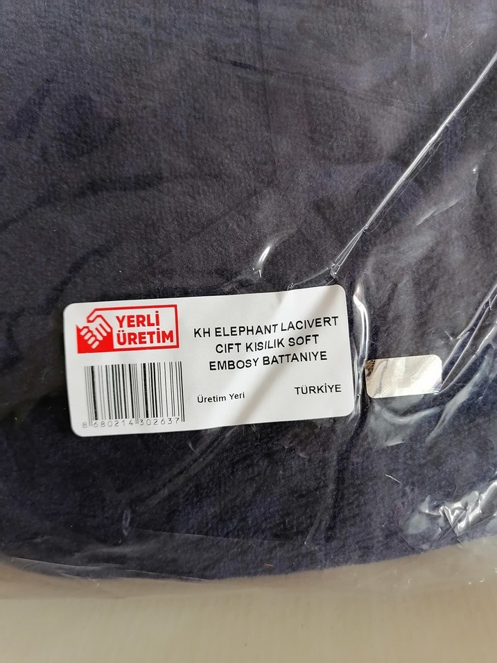 Lacivert Desenli Karaca Home Battaniye - Görsel 3