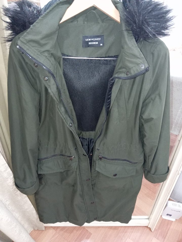 Kadın Haki Uzun Parka - Görsel 3