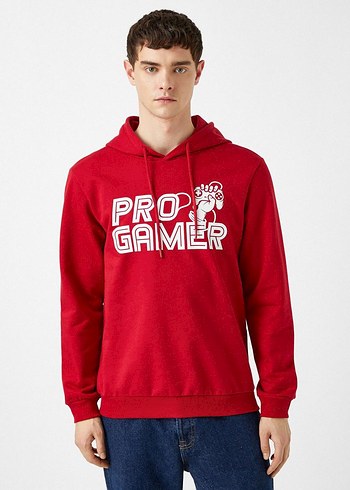 Renkli Baskılı Kapüşonlu Kırmızı Sweatshirt