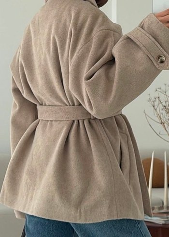 kol apoletli bej kaşe kaban - Görsel 2