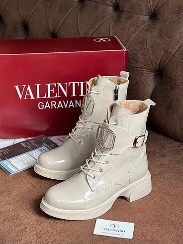 VALENTİNO YENİ SEZON BOT