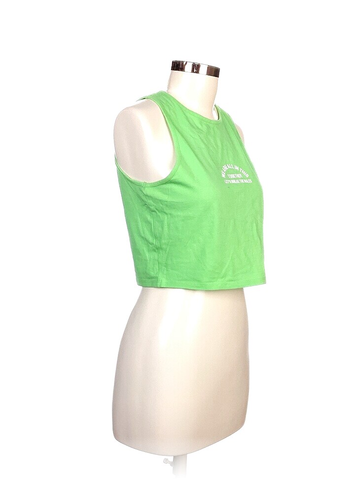 LC Waikiki T-shirt %70 İndirimli. - Görsel 2