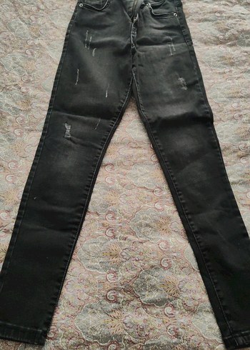 Diğer Siyah Dar Kesim Yirtik Denim Jean