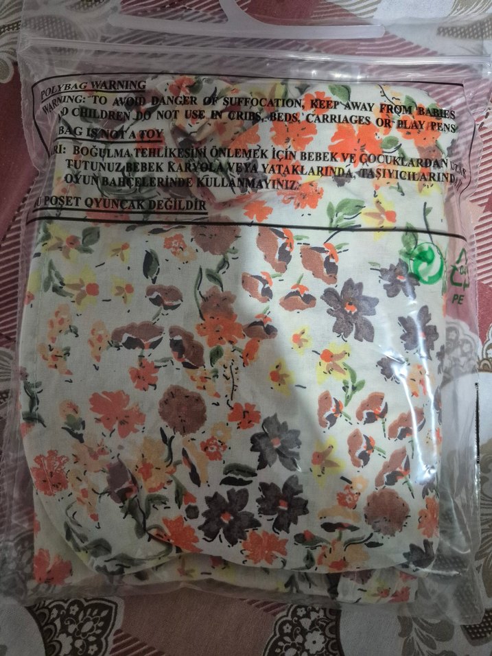 Çiçek Desenli Çok Renkli emzirme örtüsü - Görsel 2