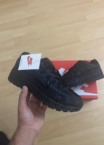 Nike P 6000