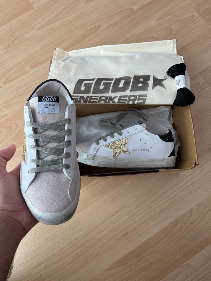 Golden Goose Beyaz Sneaker — görsel 4/5