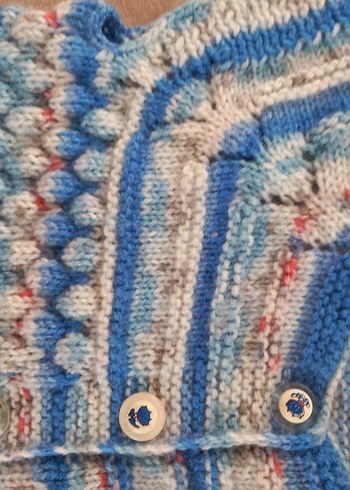 Erkek Çocuk Renkli Örgü Kazak - Görsel 2