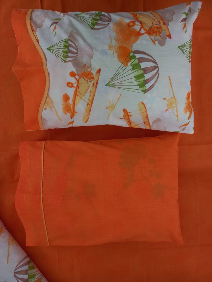 Renkli Baskılı Turuncu Nevresim Takımı - Görsel 4