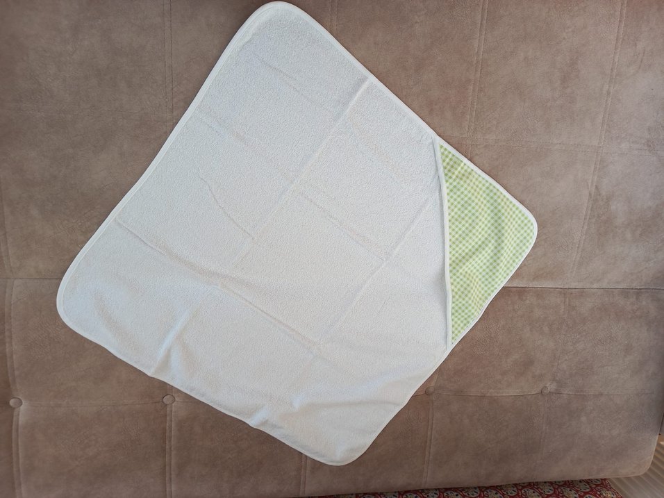 Beyaz Kareli Desenli Havlu - Görsel 2