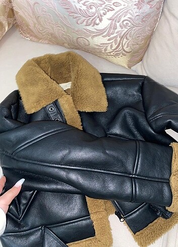 xs Beden siyah Renk Stradivarius suni yünlü deri ceket 