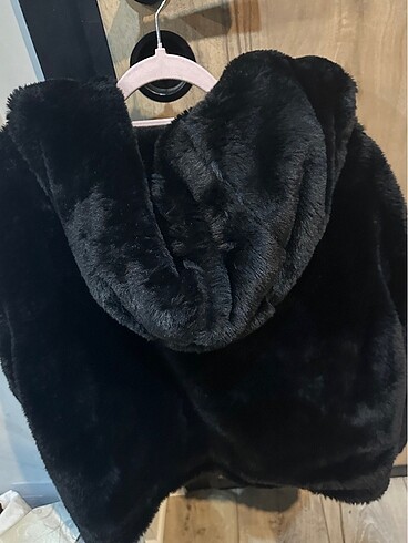 l Beden siyah Renk Stradivarius peluş L beden mont