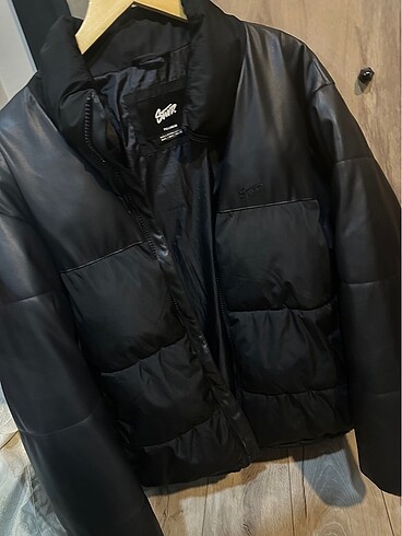 Pull and Bear Pull and bear mont