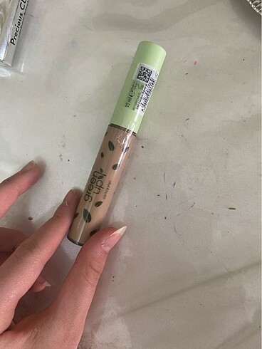 Beden Flormar kapatıcı